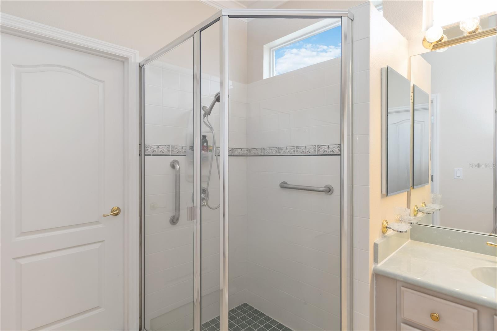 SEVILLE CHASE - Residential