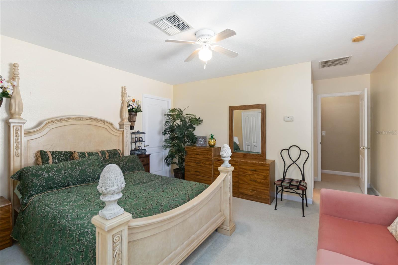 SEVILLE CHASE - Residential