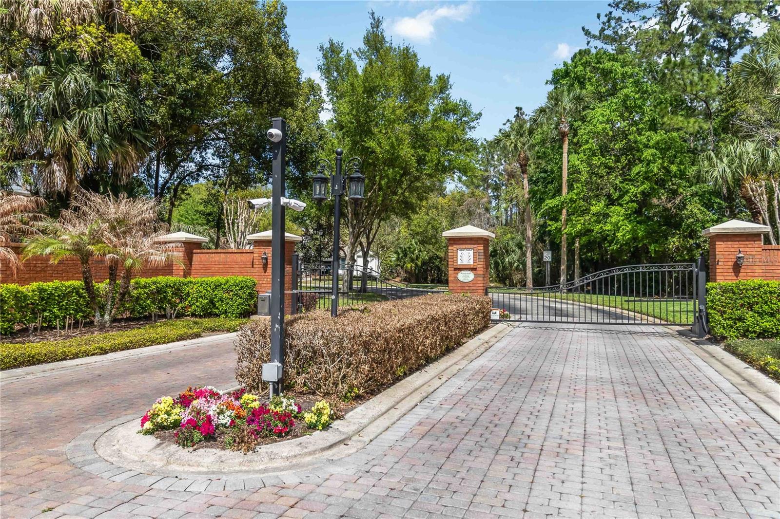 SEVILLE CHASE - Residential