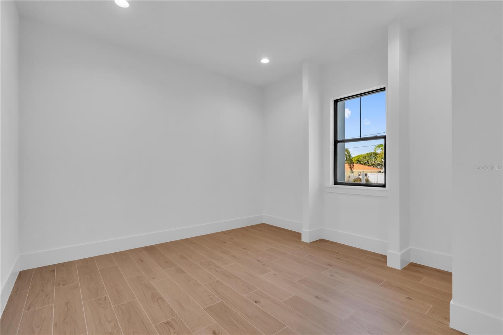 NORTH ISLES - Residential