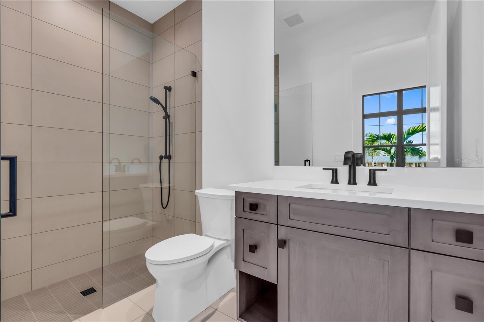 NORTH ISLES - Residential