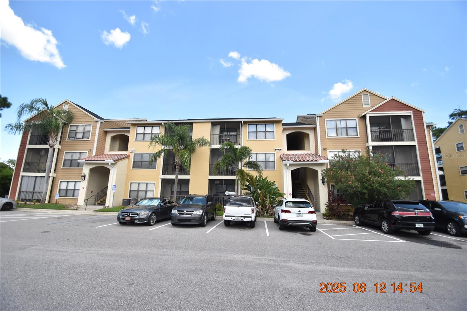 1 Bedroom 1 Bathroom Condo in Gated Community of St Petersburg with 616 sqft of living space
3rd floor unit means no one living above you!
Freshly painted and ready for your finishing touches!
Wood boards on back porch are being repaired by the HOA, contact leasing agent for details.
Brand New carpet in living room and bedroom is soft to the touch and keeps your feet warm and cozy.
Stainless Steel kitchen appliances include microwave, refrigerator, dishwasher, & range.
I-275 just minutes away makes any comute a breeze!
Window blinds for light control and privacy.
Ceiling fans will be sending you a cool breeze.
Central heat & air for to keep you comfy year round.
Washer and dryer INCLUDED for your convenience of course!
Convenient to plenty of shops, schools and dining.
HOA approval is needed at this home, see leasing agent for details.
Utilities are separate and tenant responsibility.
DONT FORGET TO CHECK OUT THE FULL WALKTHROUGH VIDEO AT OUR WEBSITE!!