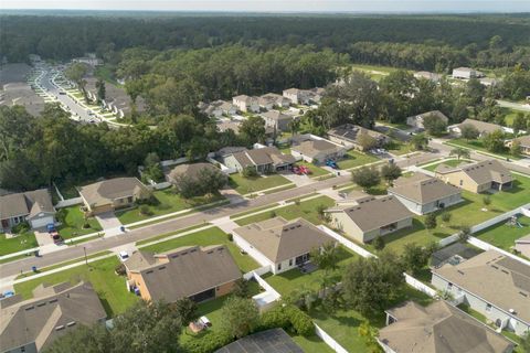 A home in DELAND