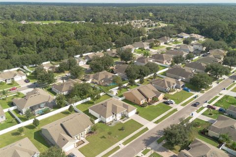 A home in DELAND