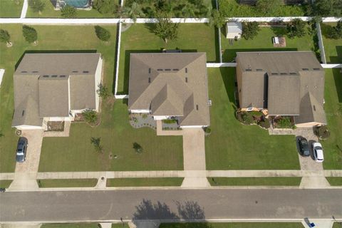 A home in DELAND