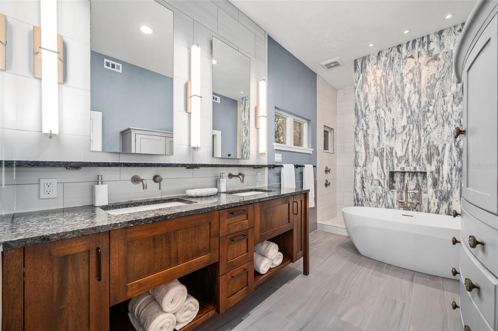 HAILE PLANTATION - Residential