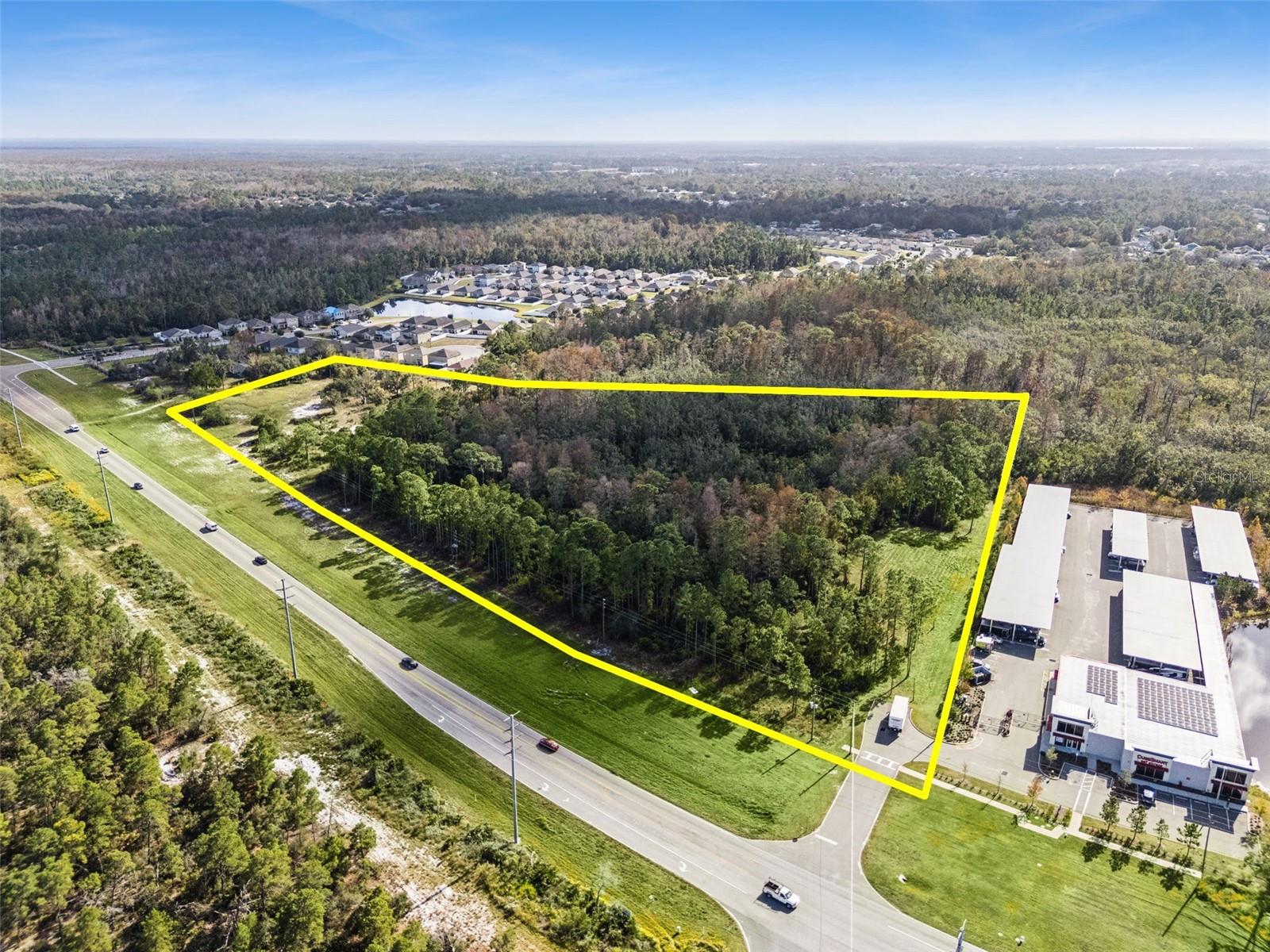 STORAGE UNITS AT REUNION - Land