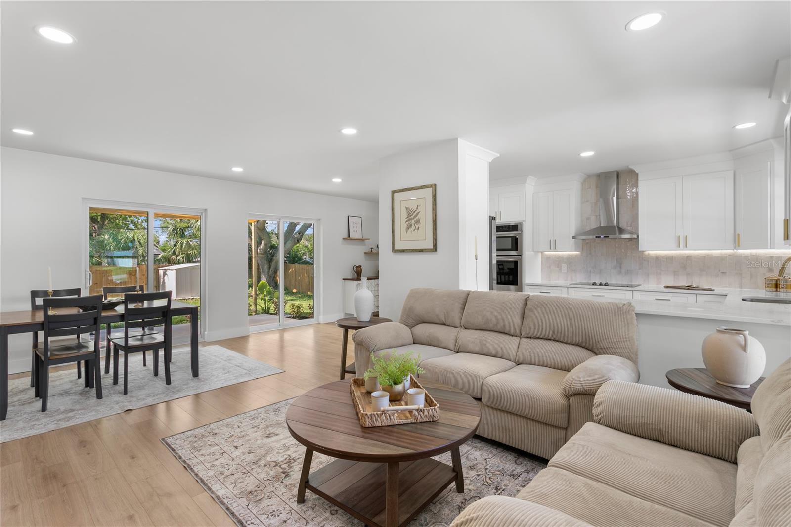 1413 CROYDON DRIVE