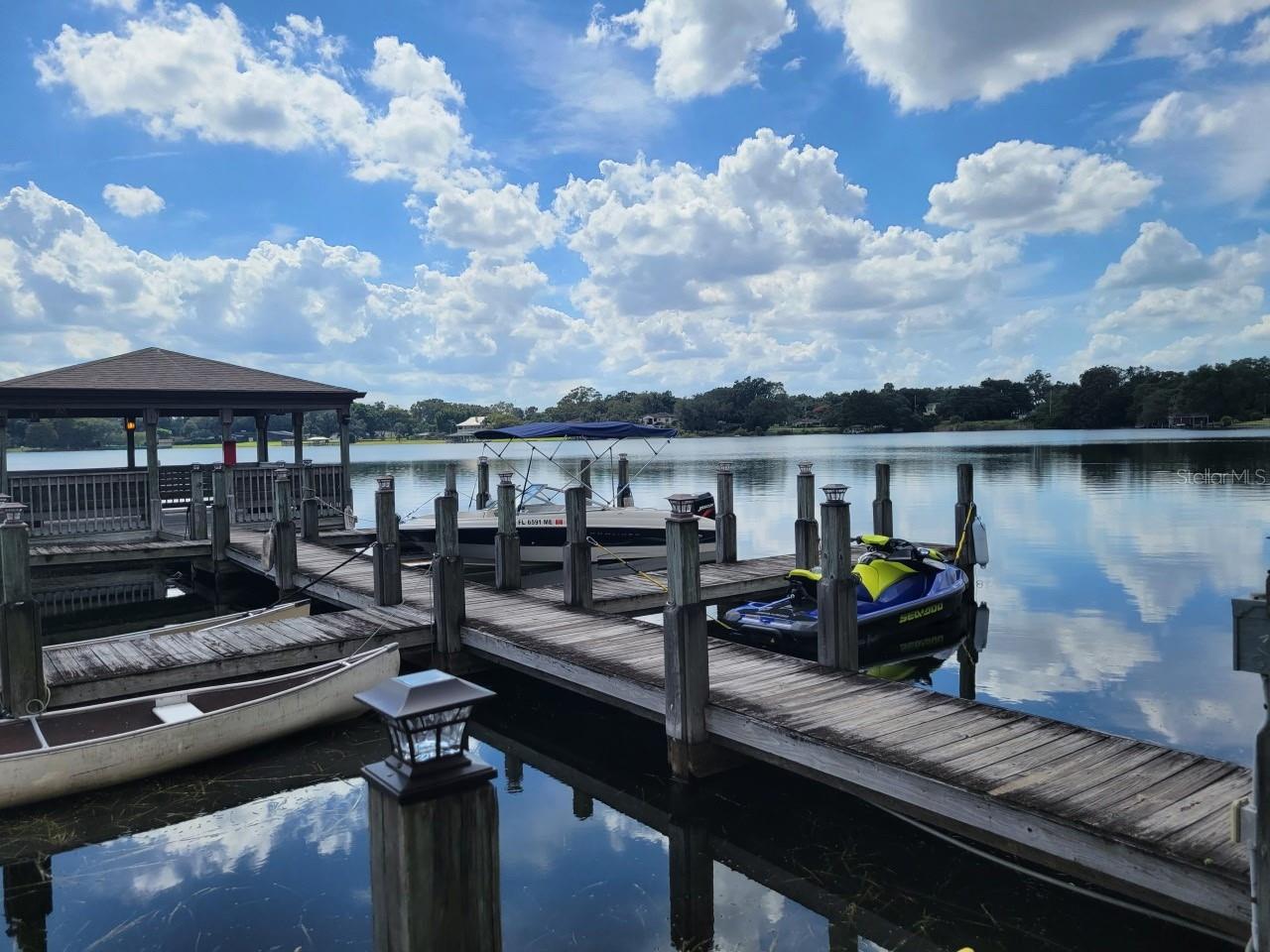 LA COSTA BRAVA LAKESIDE - Residential