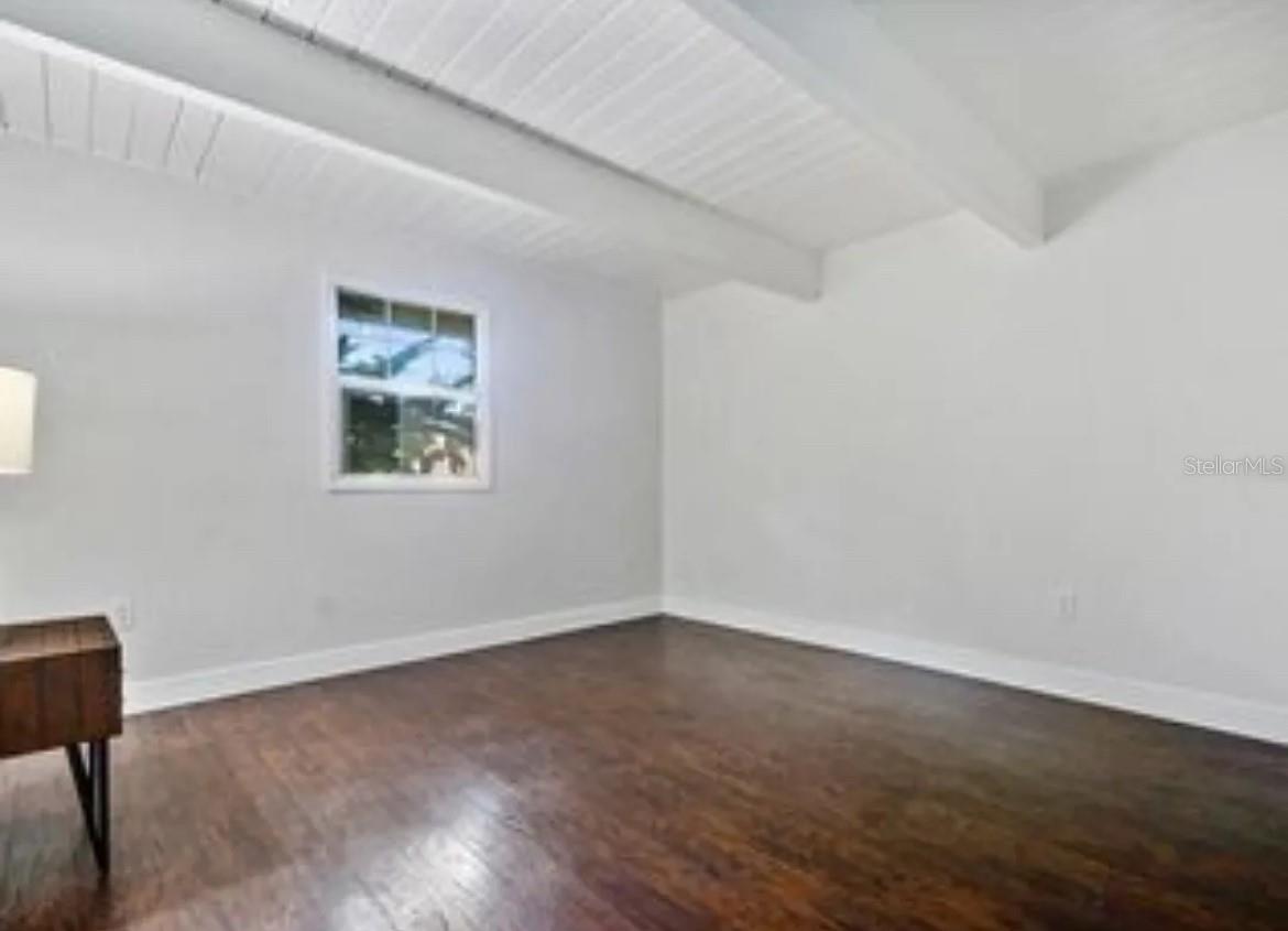 LA COSTA BRAVA LAKESIDE - Residential