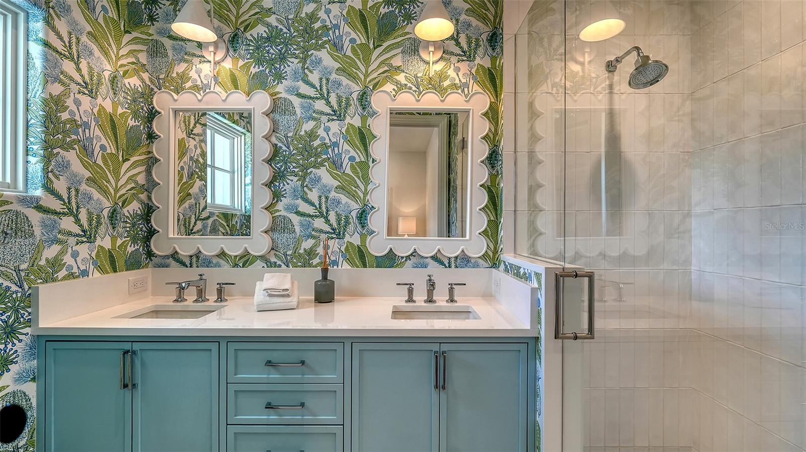 LIGHTHOUSE POINT - Residential