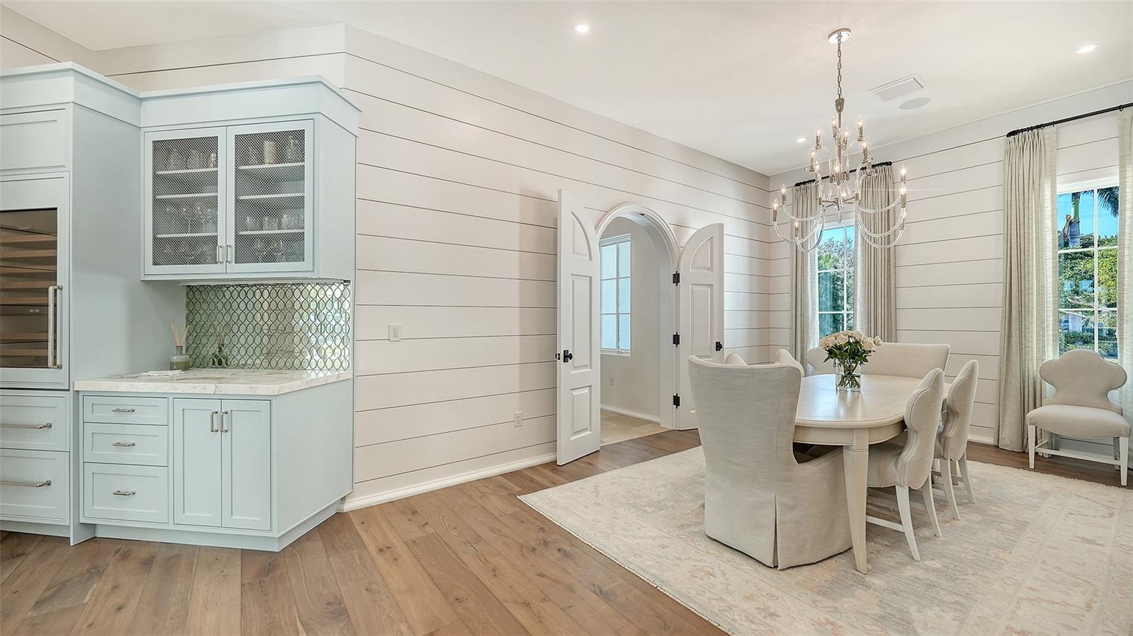 LIGHTHOUSE POINT - Residential