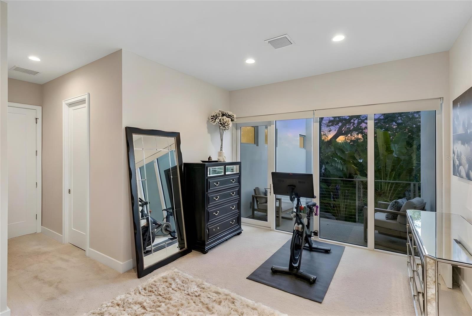 SHORELAND WOODS SUB - Residential