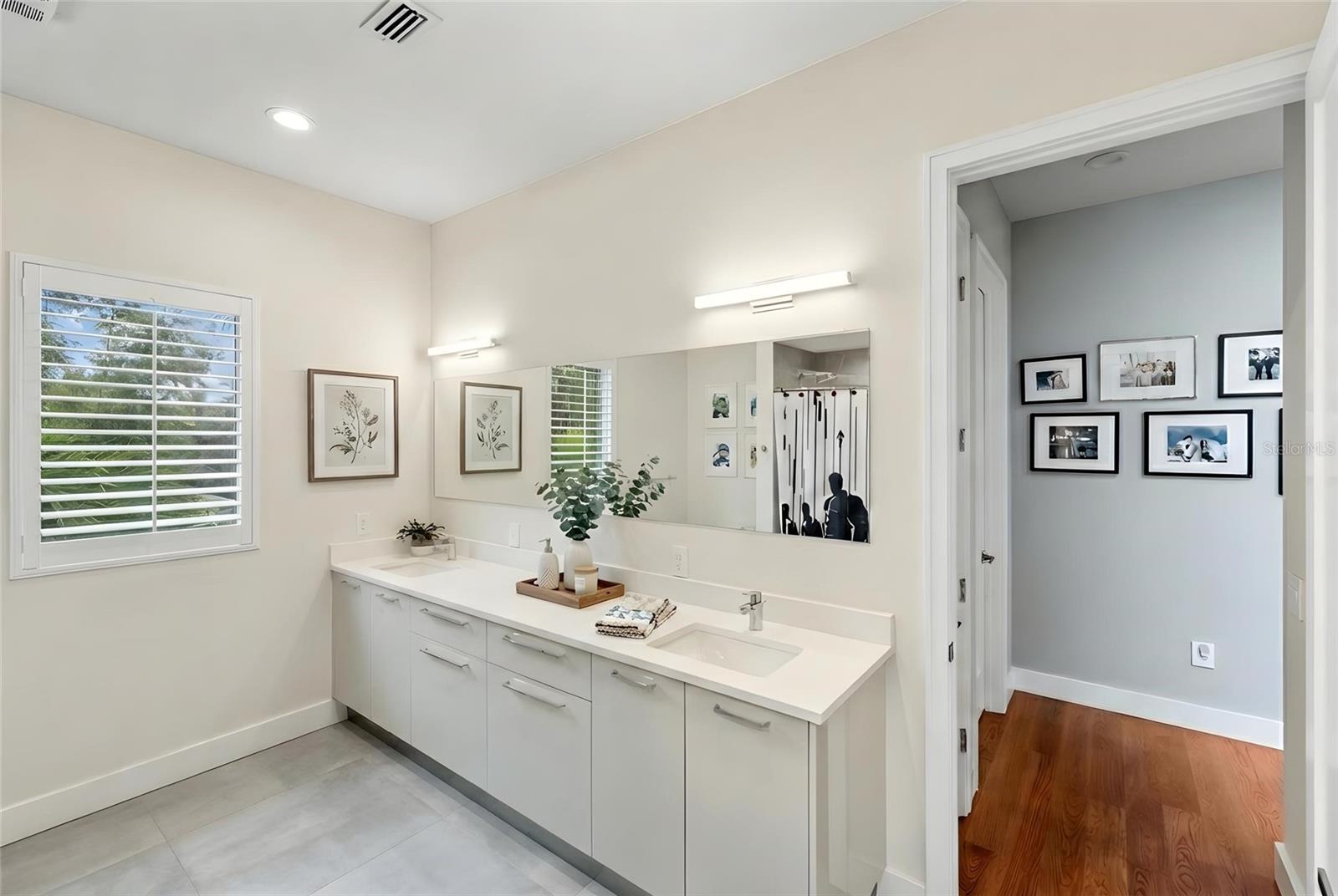 SHORELAND WOODS SUB - Residential