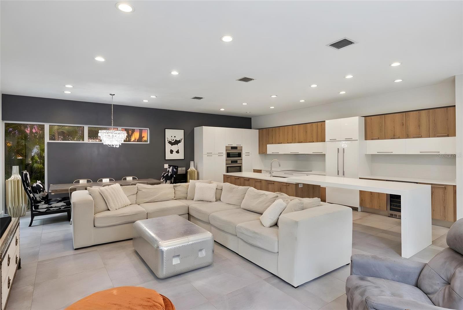 SHORELAND WOODS SUB - Residential