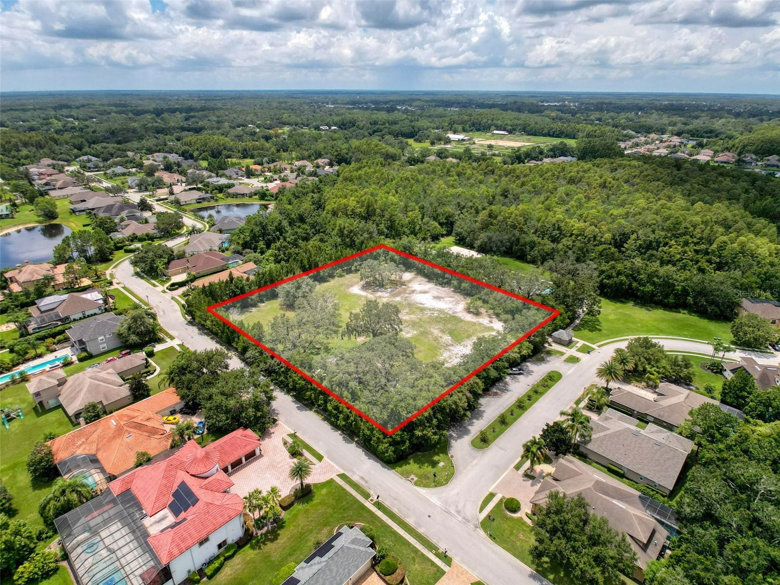 15438/15440 AZRA DR