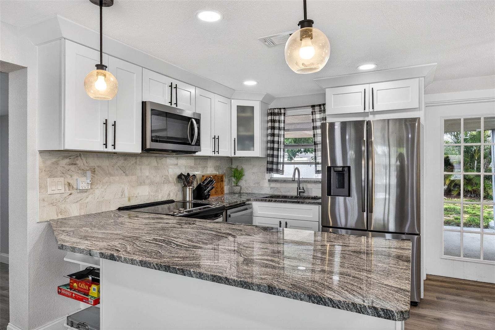 FAIRLAWN PARK MANOR - Residential