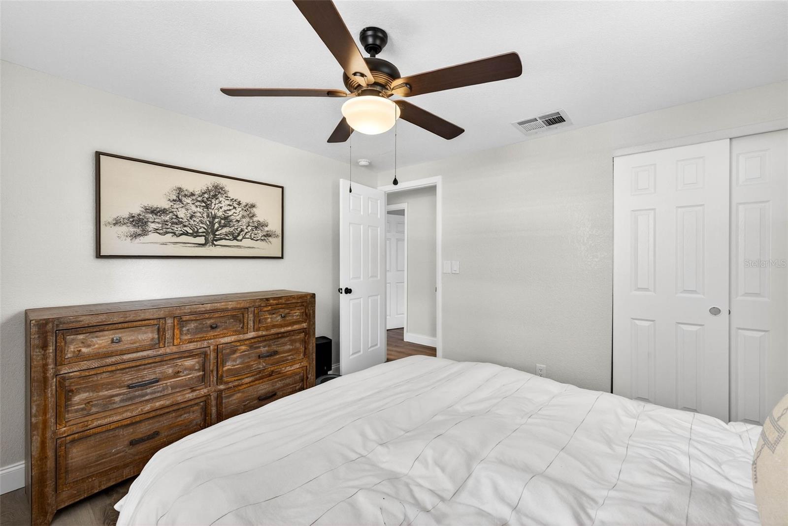 FAIRLAWN PARK MANOR - Residential