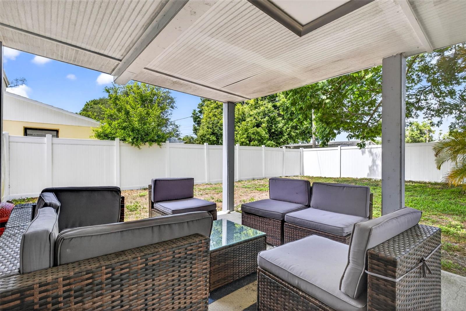 FAIRLAWN PARK MANOR - Residential