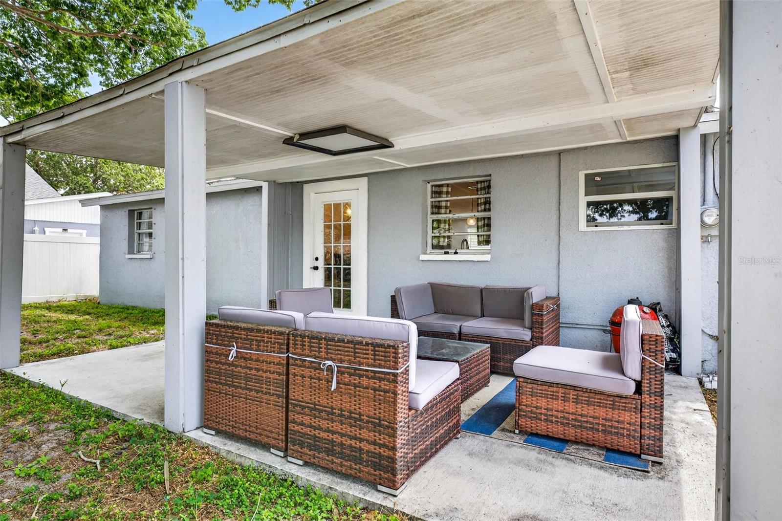 FAIRLAWN PARK MANOR - Residential