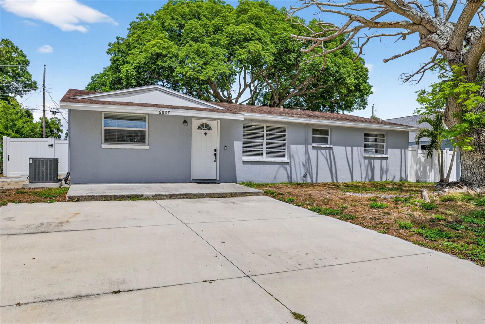 FAIRLAWN PARK MANOR - Residential