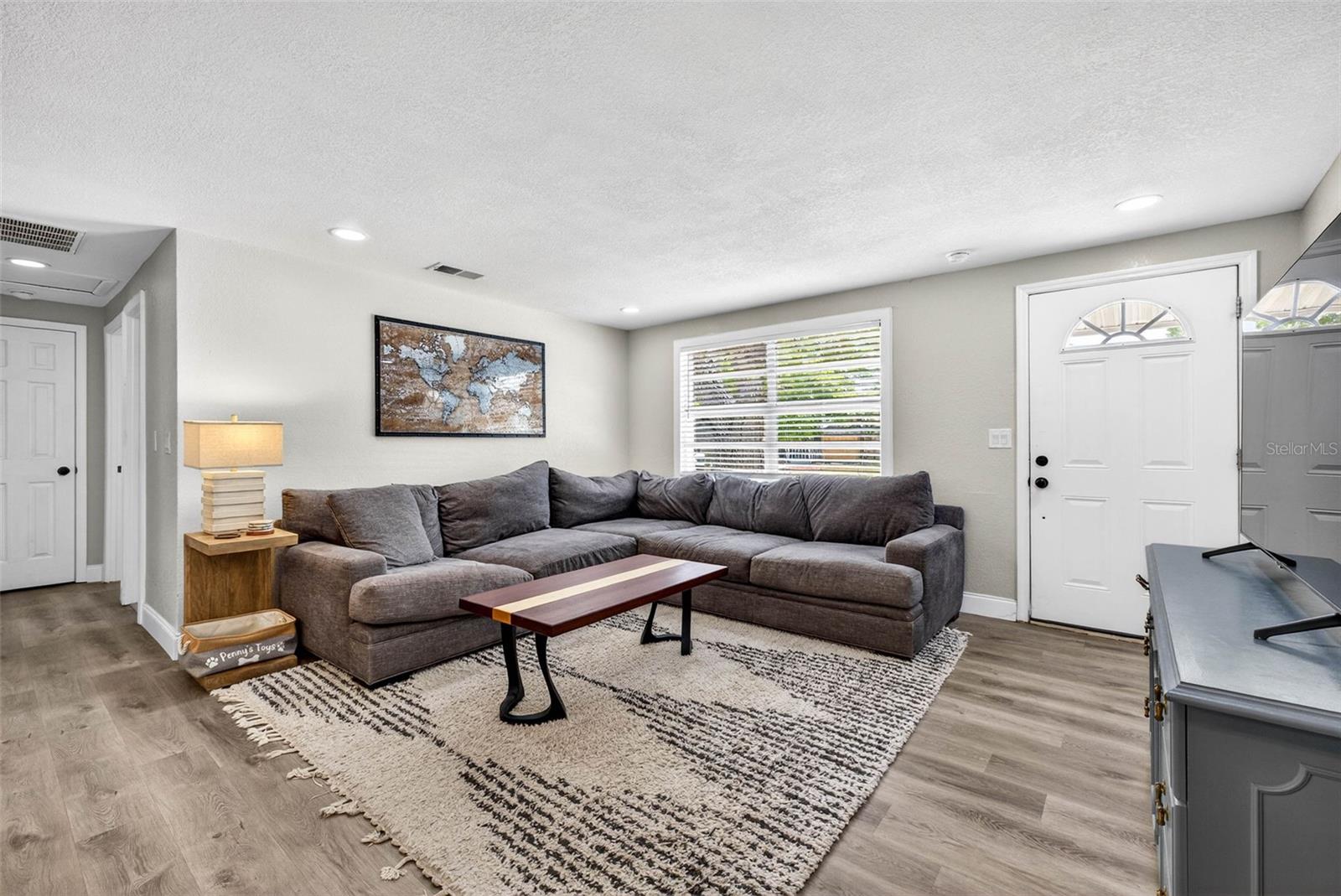 FAIRLAWN PARK MANOR - Residential