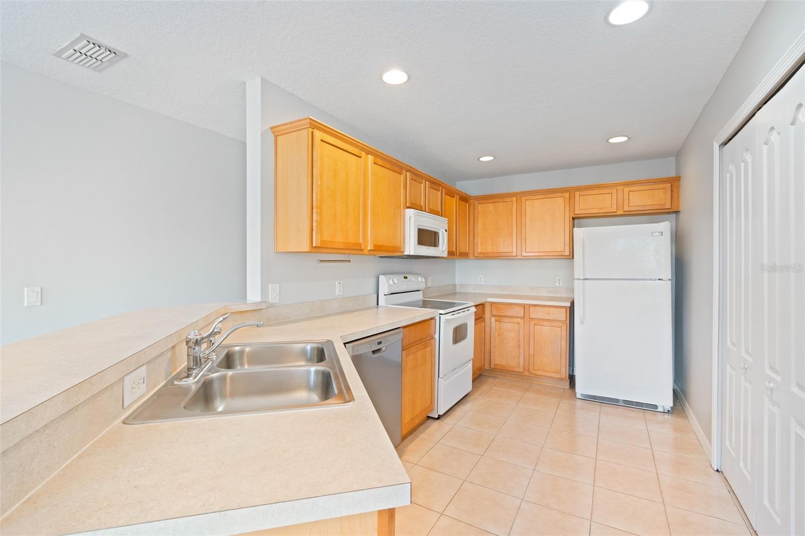 PEMBERLY PINES - Residential