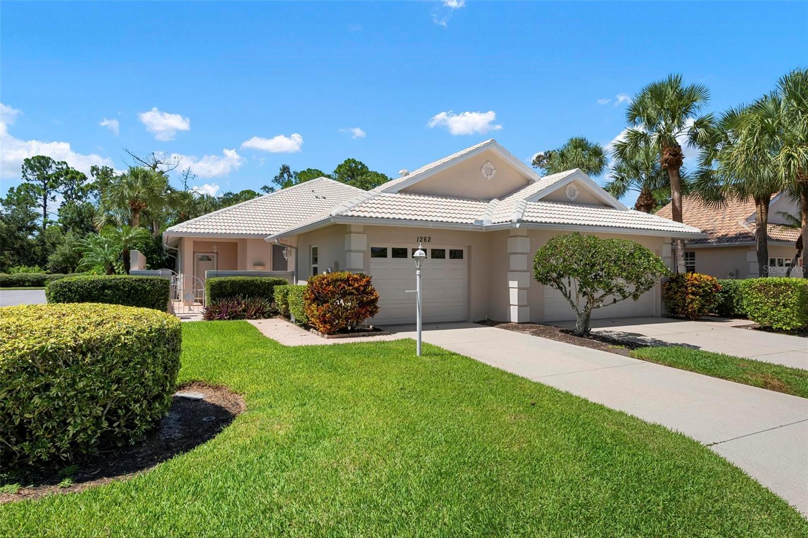 1262 BERKSHIRE CIRCLE