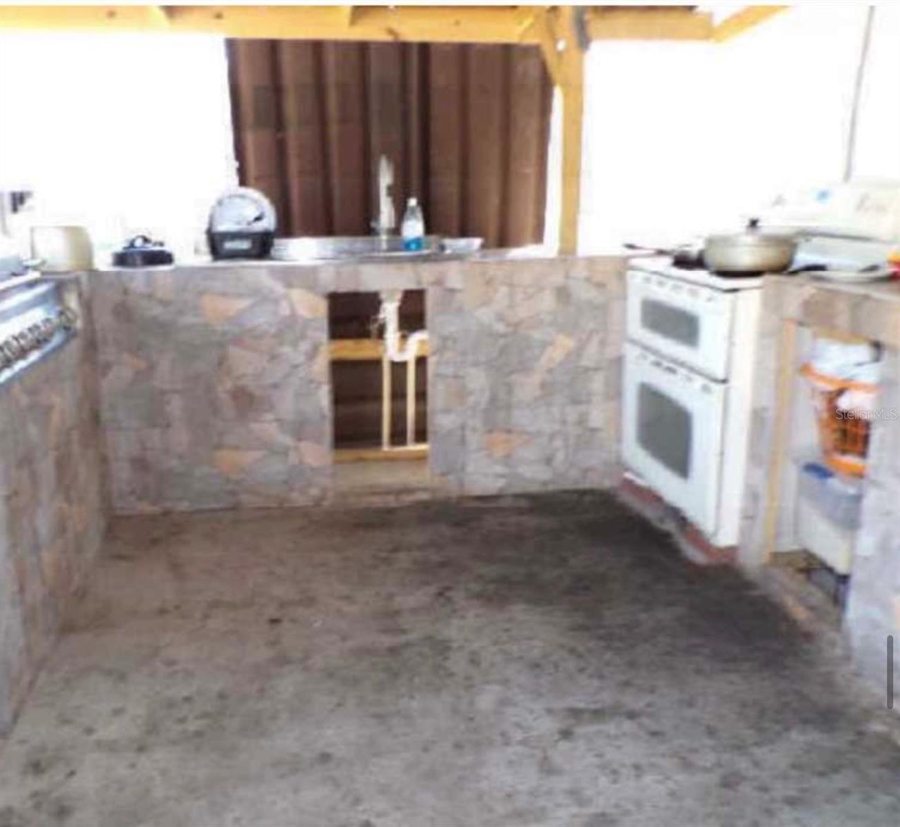 PLAZA TERRACE UNIT 3 EXTENS - Residential