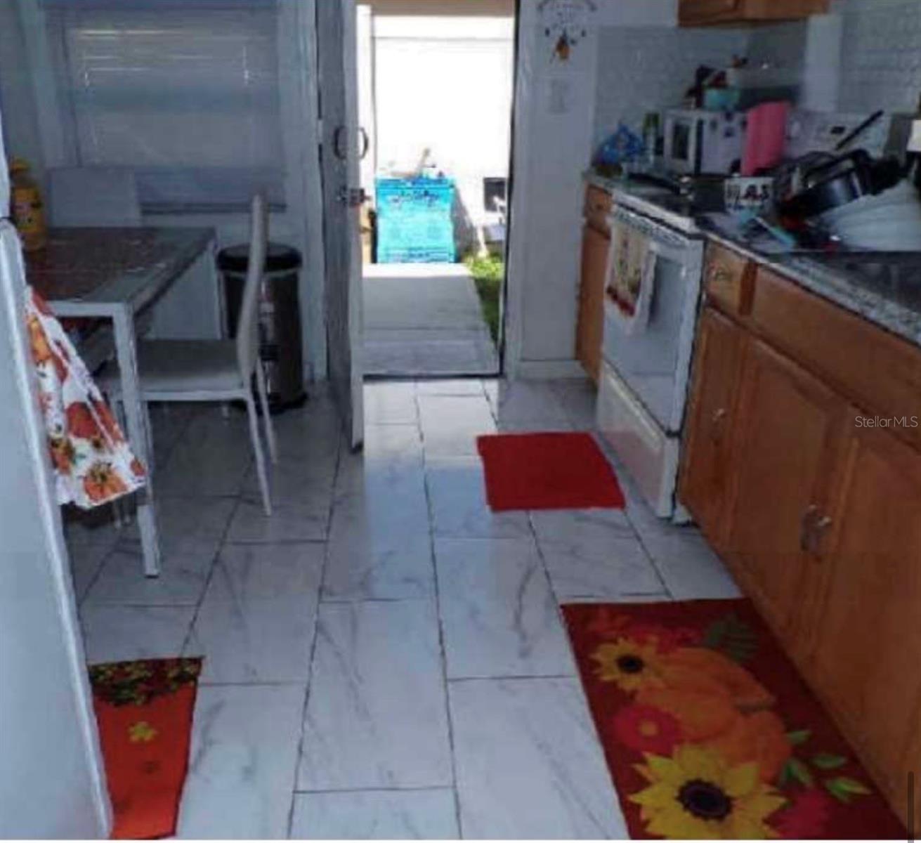 PLAZA TERRACE UNIT 3 EXTENS - Residential