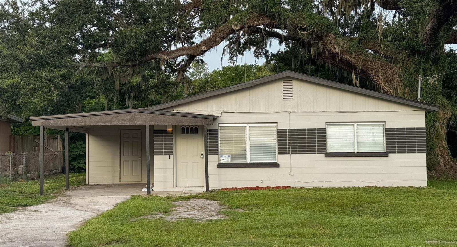 This is the perfect starter home, retirement home or investment property ready to move in. Freshly painted inside and out. Seize the chance to own a cozy home in the best school district of South Lakeland. Great yard space fully fenced for privacy. Close to S Florida Ave, Polk Parkway, and Lakeside village mall. Welcome home!