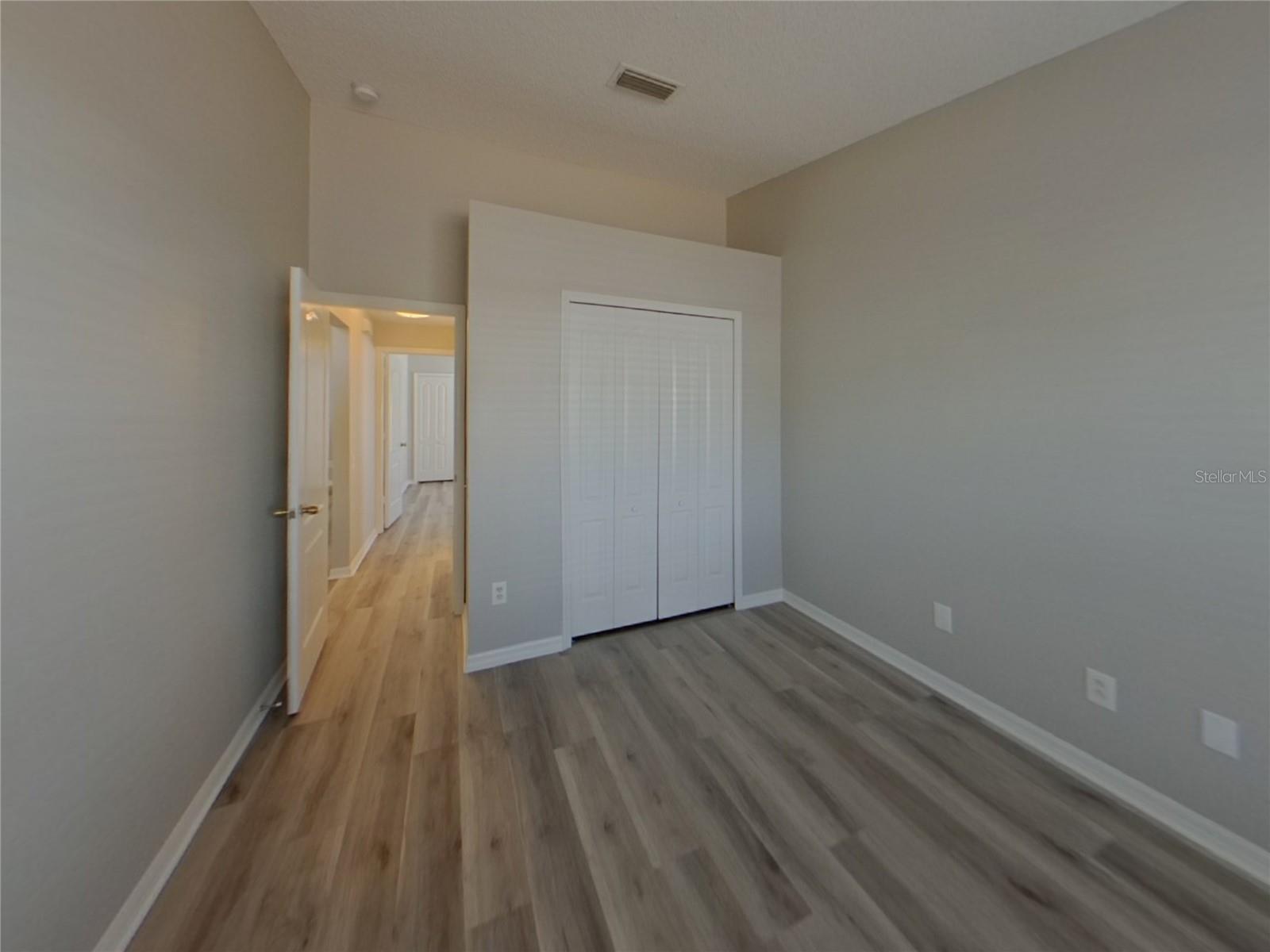 ISLAND WALK PH II - Residential Lease