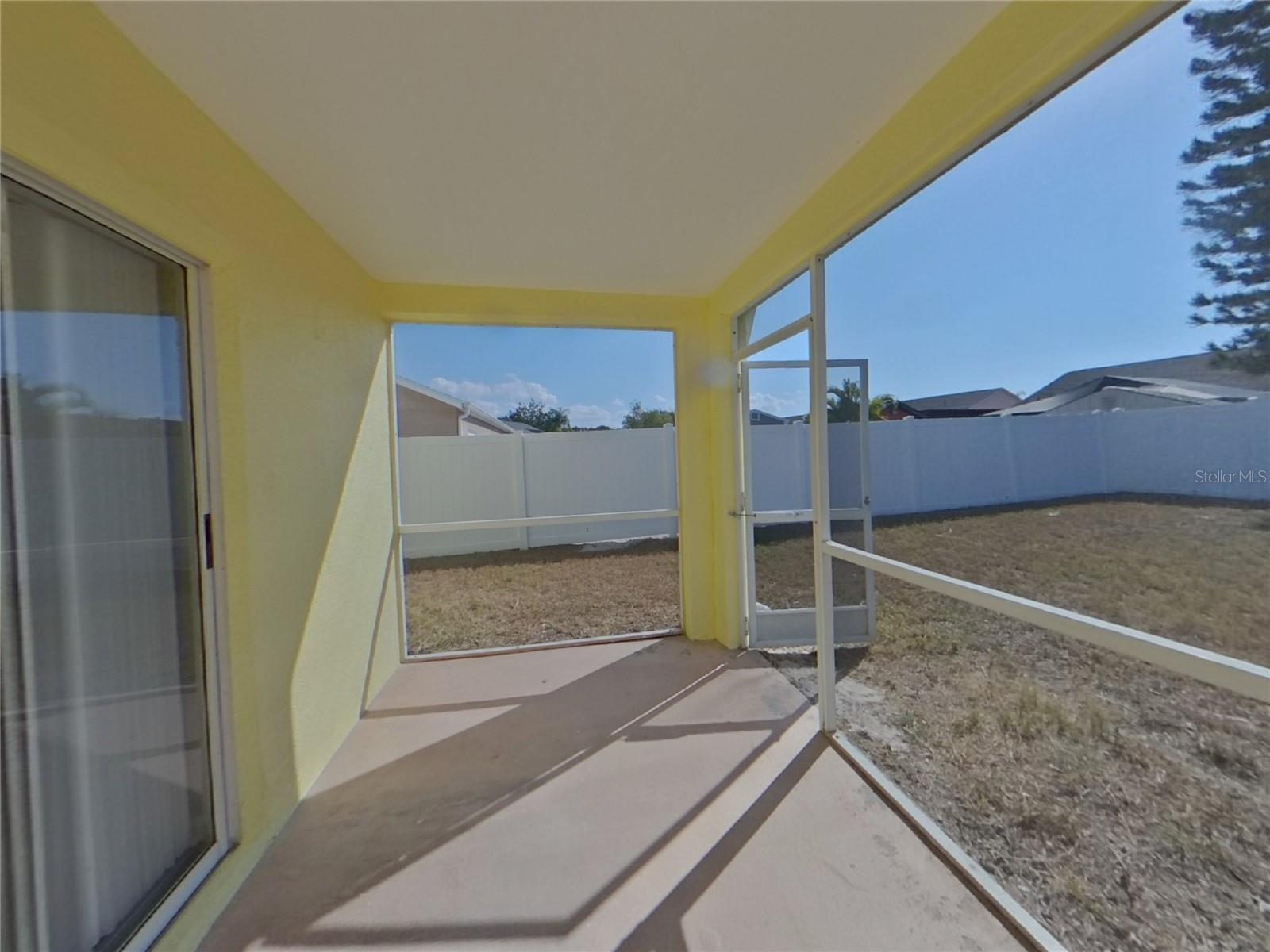 ISLAND WALK PH II - Residential Lease