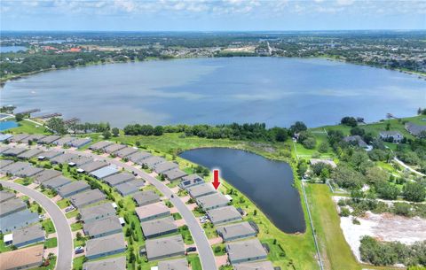 A home in WINTER HAVEN