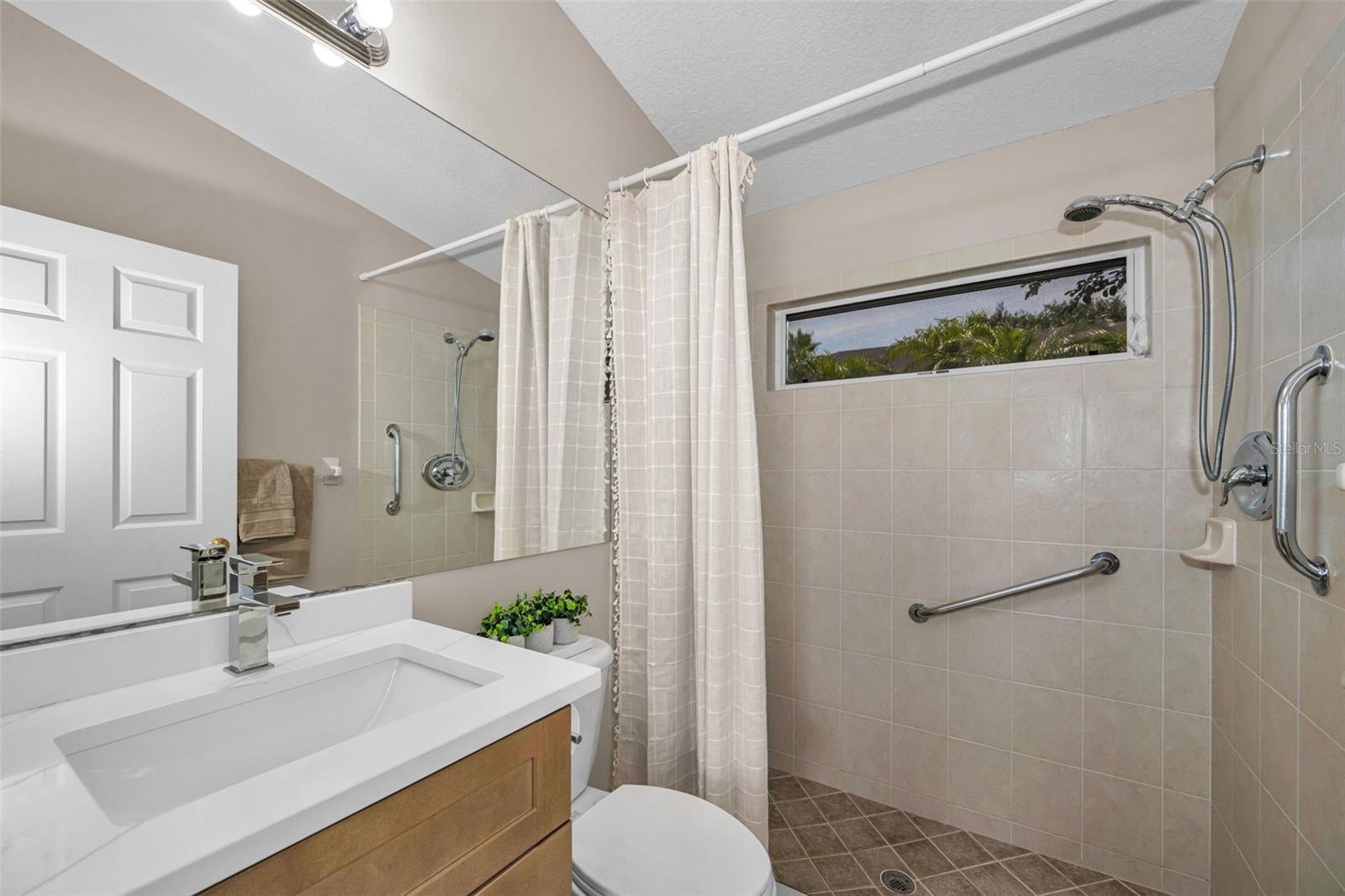 NORTHFIELD - Residential