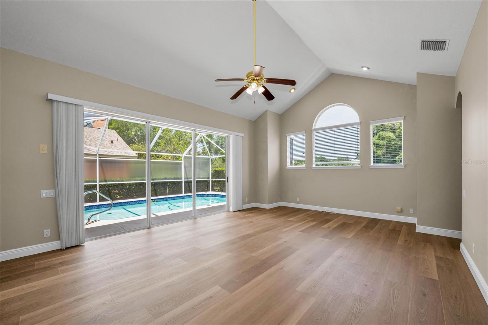 NORTHFIELD - Residential