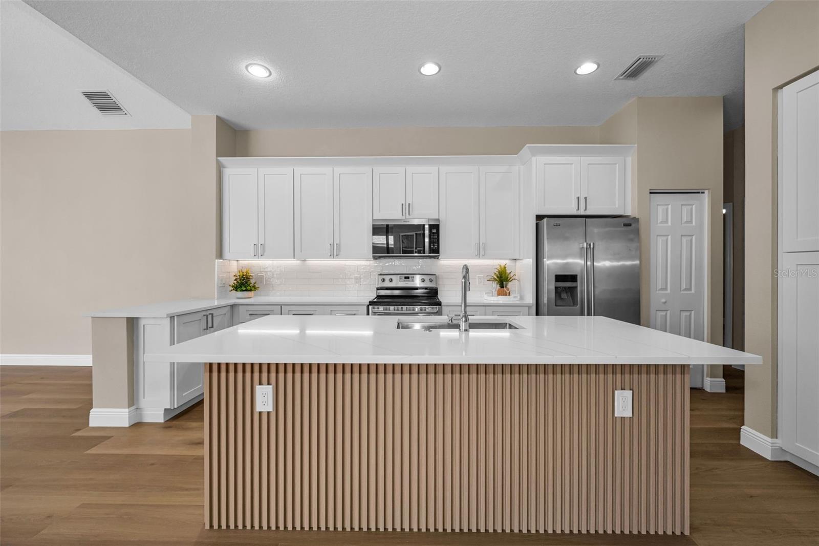 NORTHFIELD - Residential