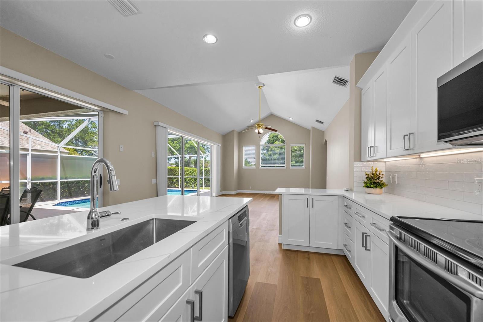 NORTHFIELD - Residential