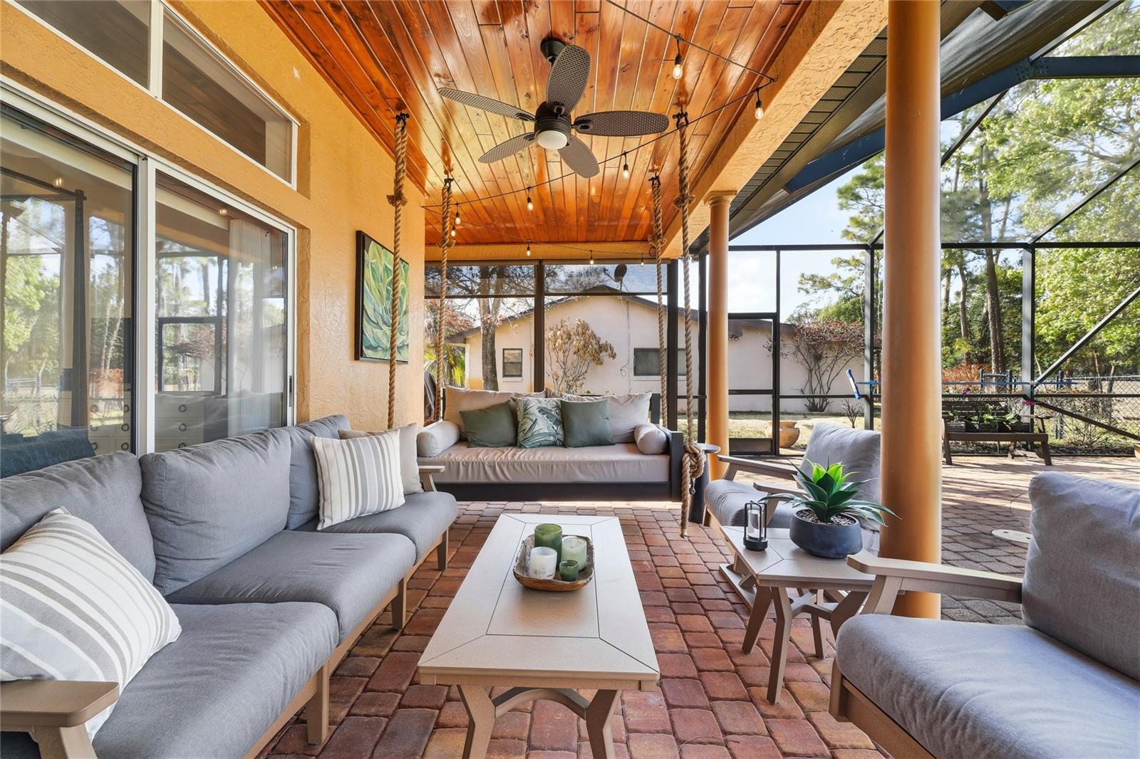 SHERWOOD ESTATES - Residential