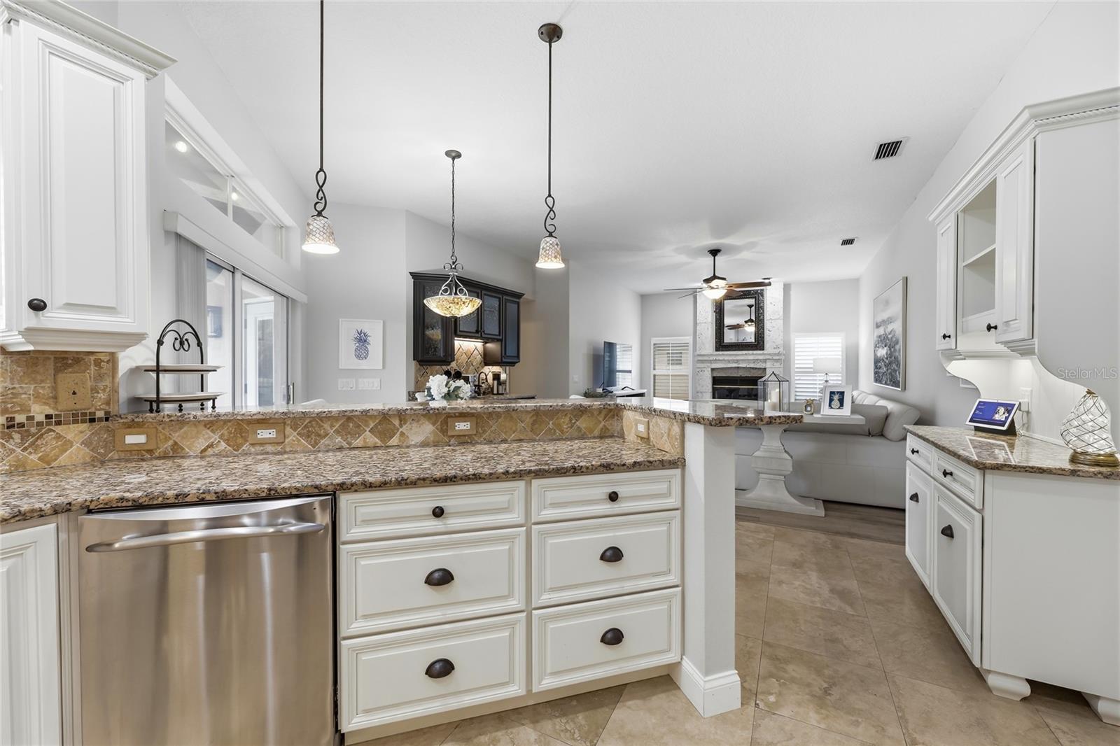 SHERWOOD ESTATES - Residential