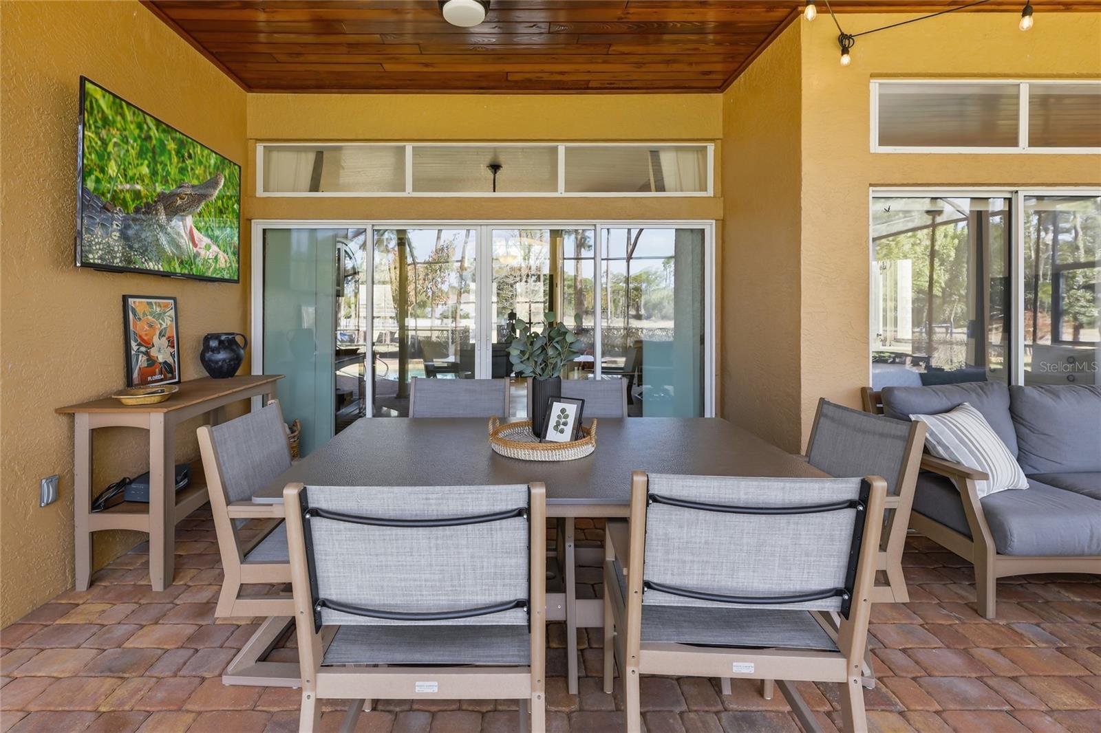 SHERWOOD ESTATES - Residential