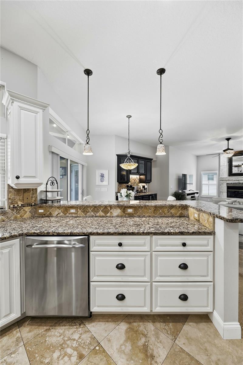 SHERWOOD ESTATES - Residential