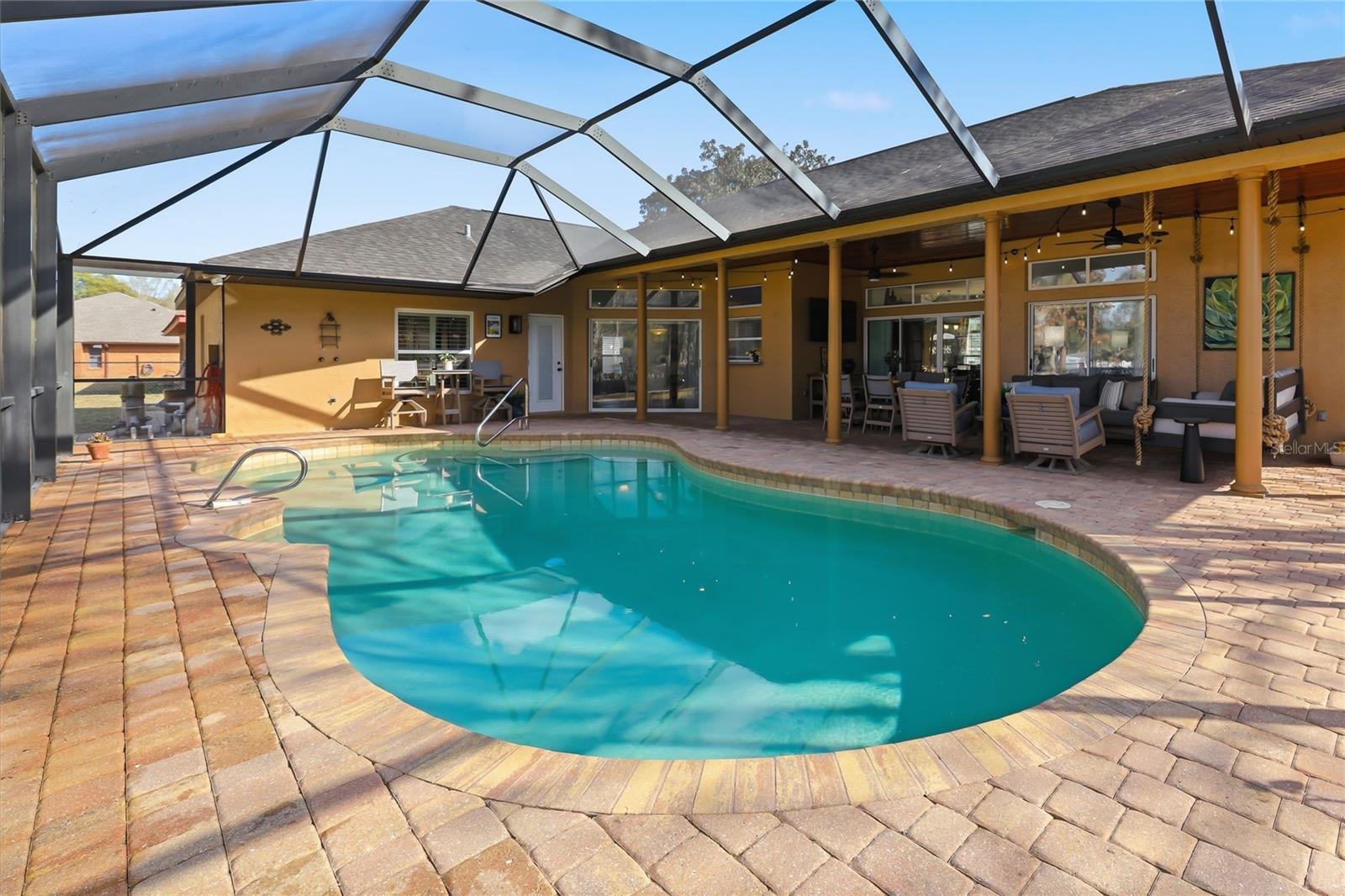 SHERWOOD ESTATES - Residential