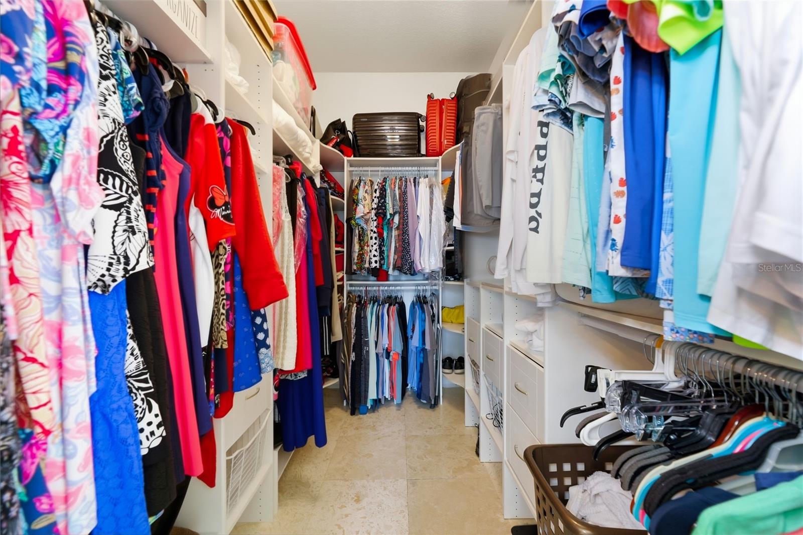 SHERWOOD ESTATES - Residential