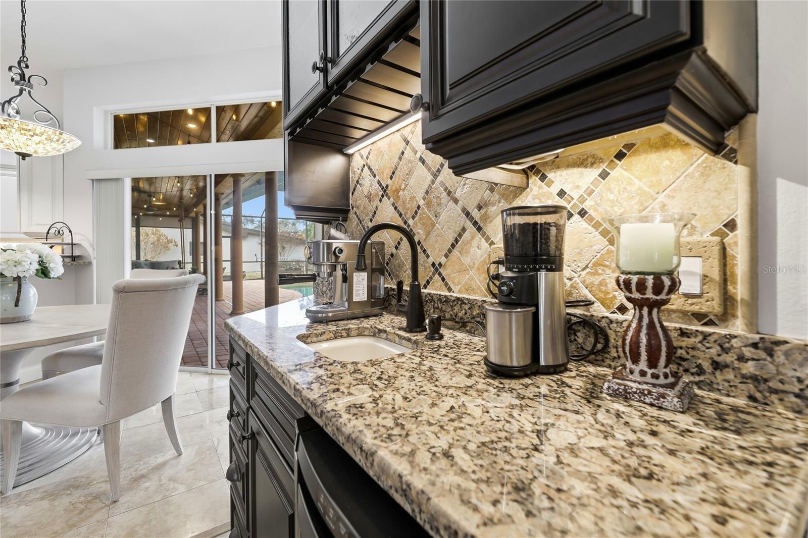 SHERWOOD ESTATES - Residential