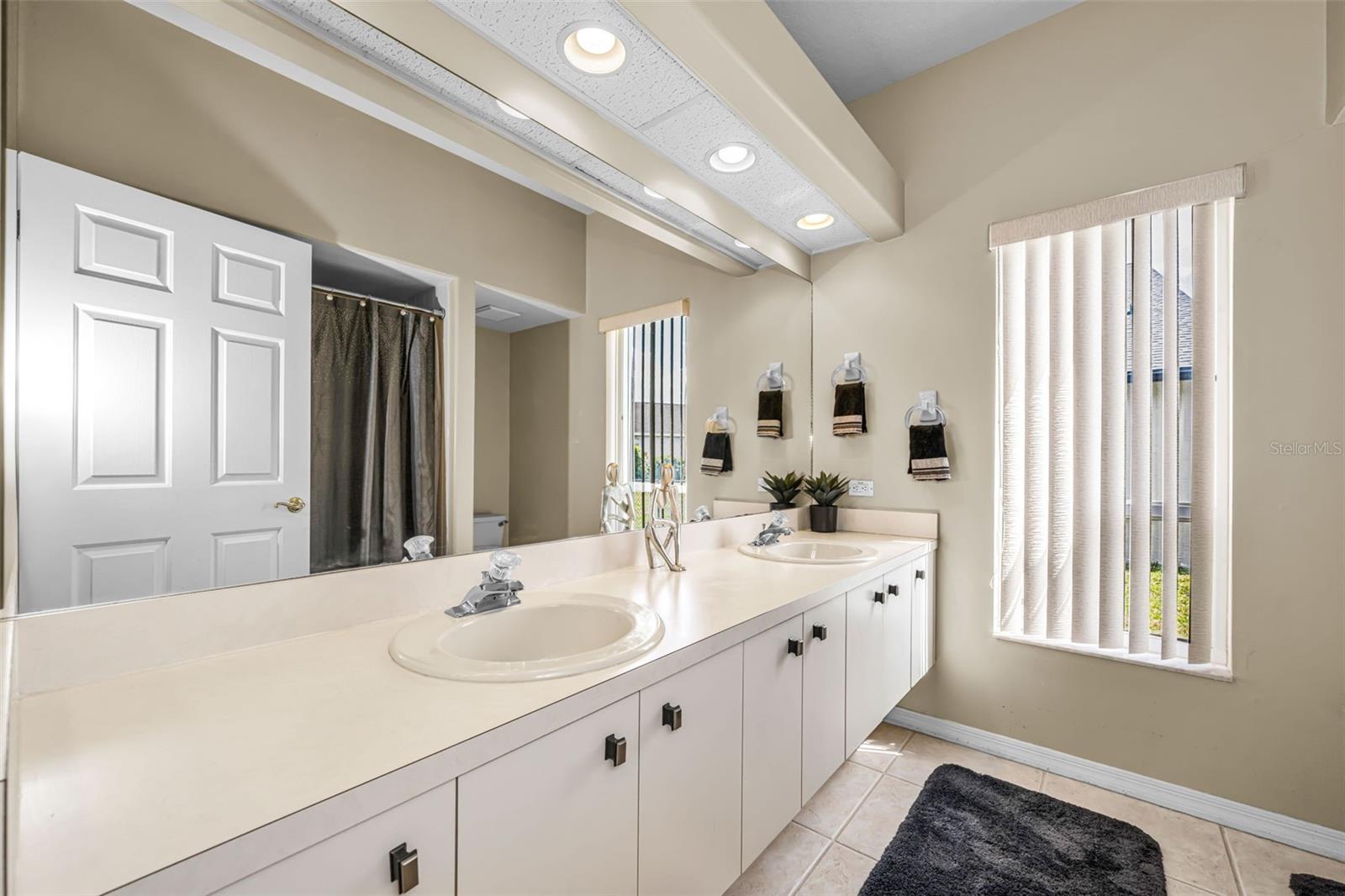 TRINITY OAKS SOUTH - Residential