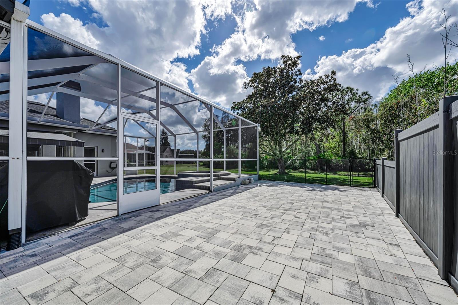 TRINITY OAKS SOUTH - Residential