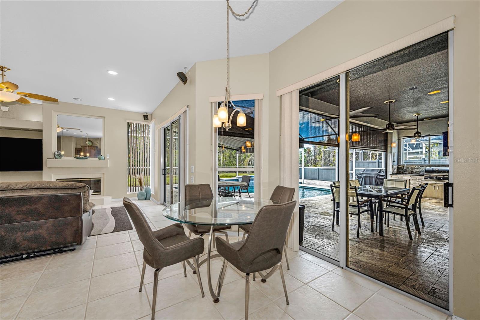 TRINITY OAKS SOUTH - Residential