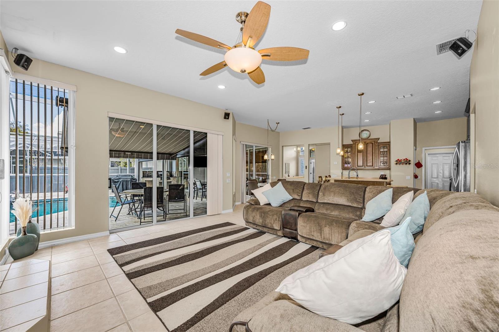 TRINITY OAKS SOUTH - Residential