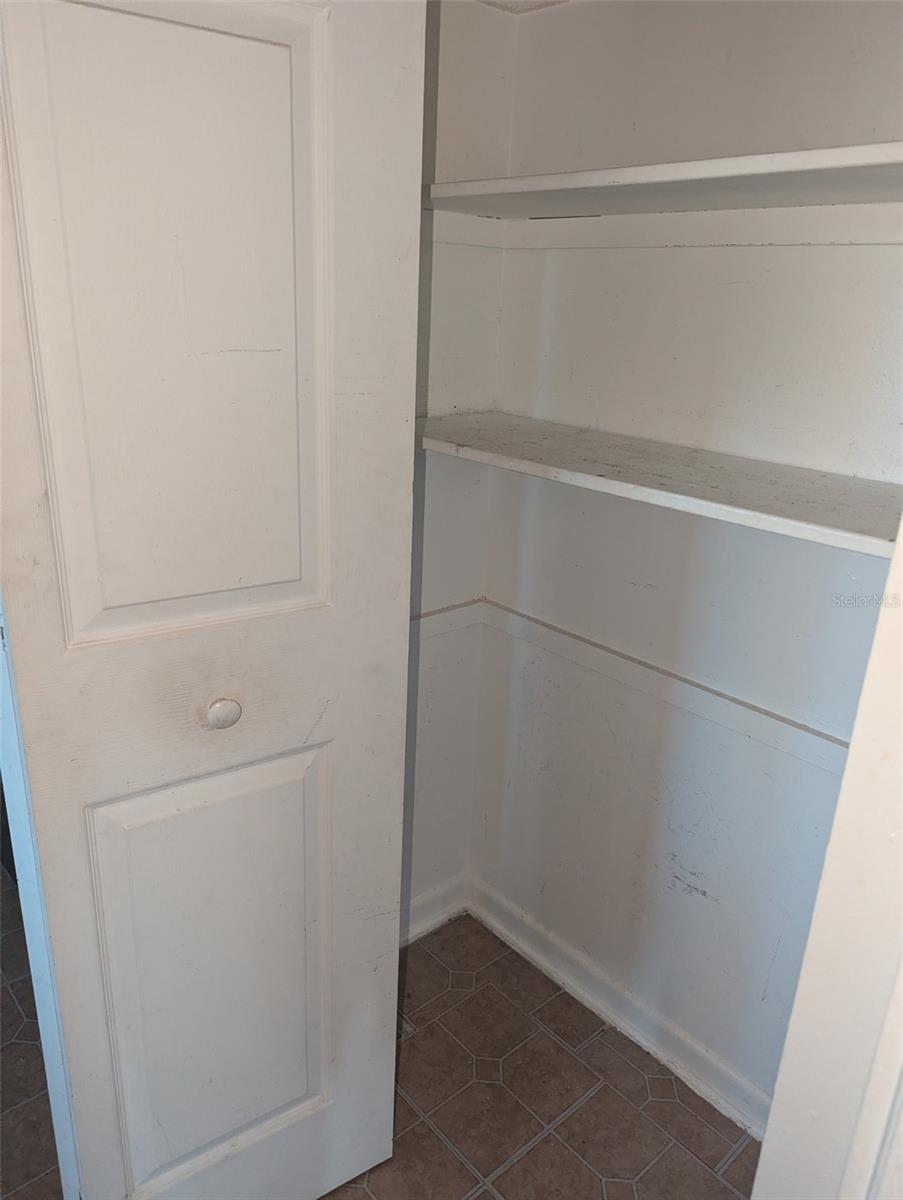 LAKE BARTON VILLAS CONDO - Residential